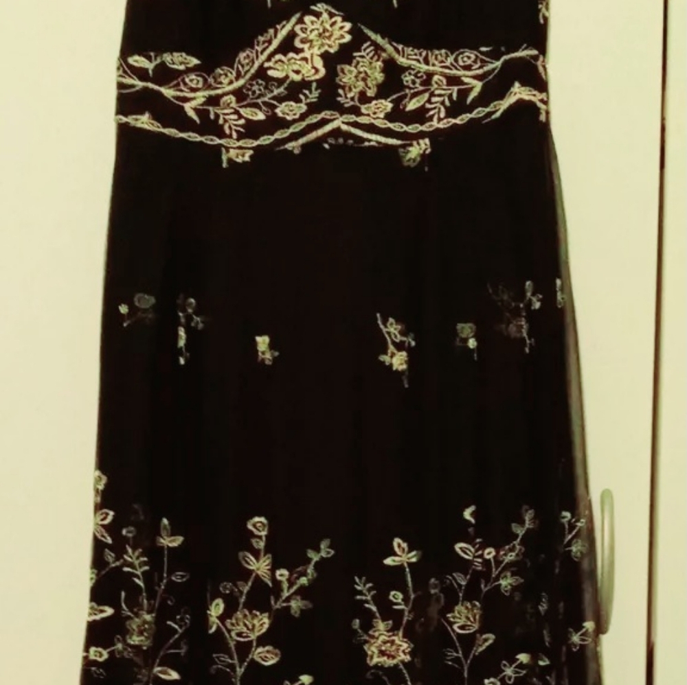 R&M Richards Women's Black Dress with Lining - Size 16 | Elegant & Comfortable